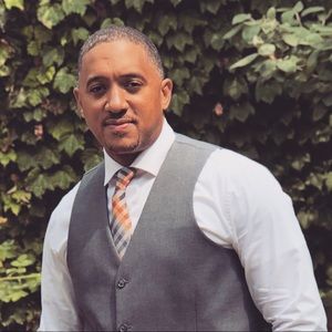 Meet your Posher, Bruce